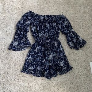 Women’s long sleeved romper